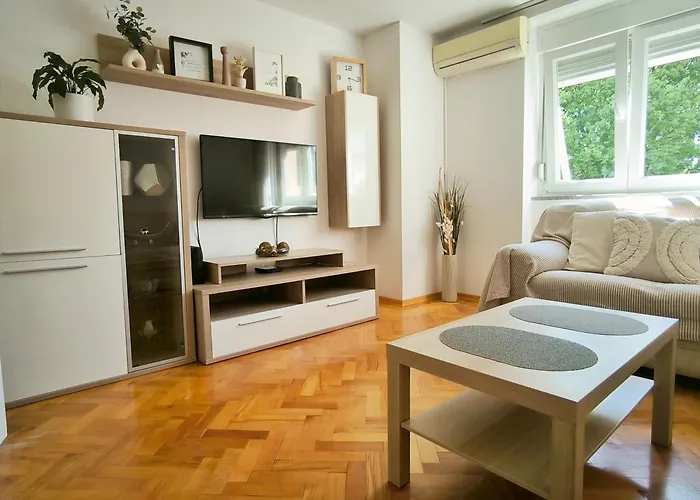 City Apartment Relax